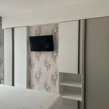 сарафово лукс гарден първа линия * Burgas Stad