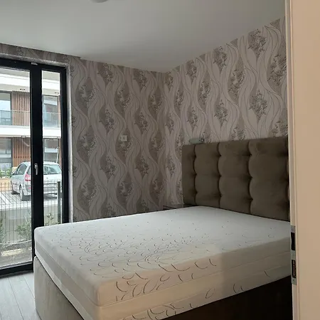 сарафово лукс гарден първа линия Burgas Stad