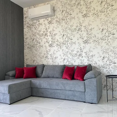 сарафово лукс гарден първа линия * Burgas Stad