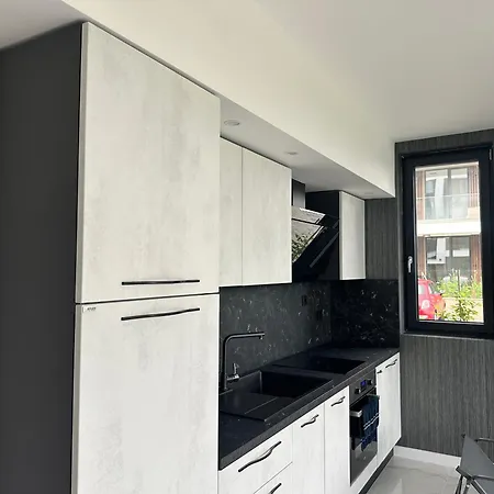 Apartament сарафово лукс гарден първа линия Burgas